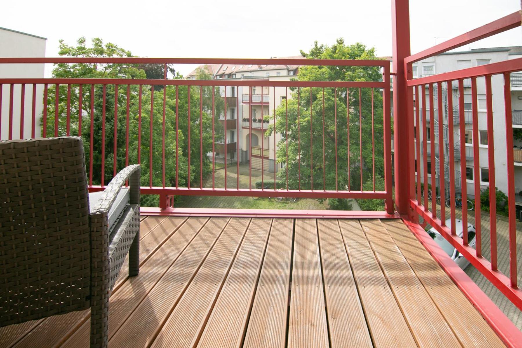 2 Zimmer, Bett Und Schlafsofa, Balkon, Waschmaschine L ライプツィヒ エクステリア 写真
